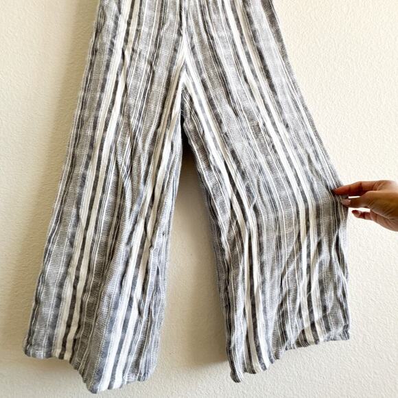 L*Space Riri Strapless Wide‑Leg Jumpsuit XS Gray White Stripe Smocked tie - Picture 10 of 15